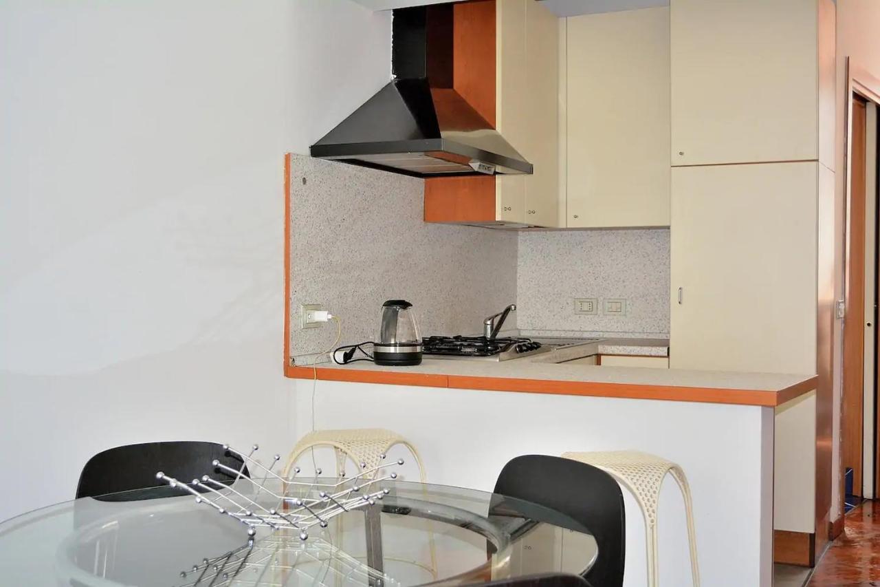 Cherry Apartment Мілан Екстер'єр фото