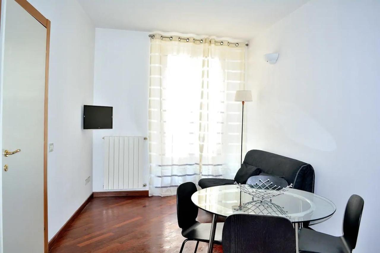 Cherry Apartment Мілан Екстер'єр фото